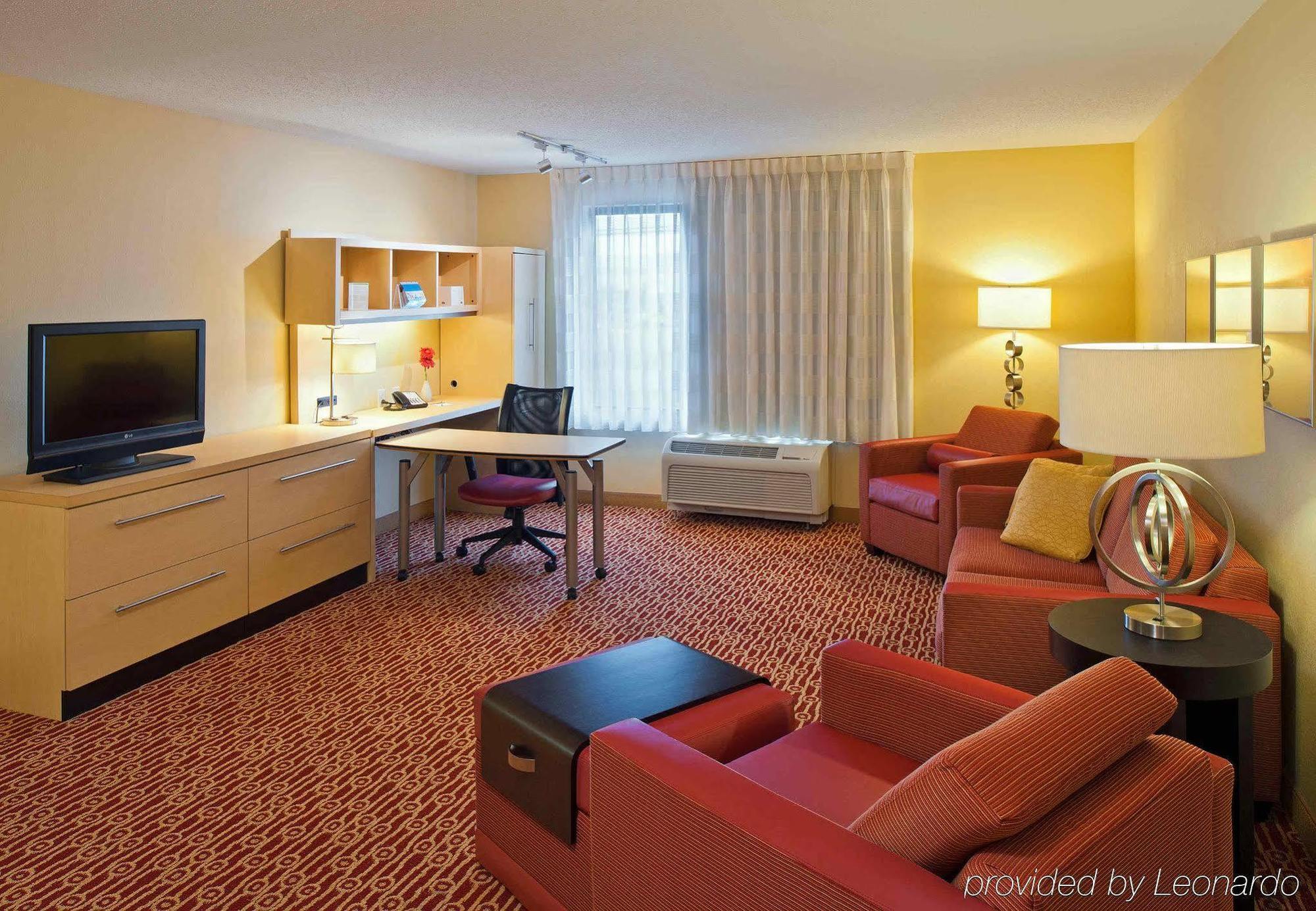 Towneplace Suites By Marriott Bethlehem Easton/Lehigh Valley Hollo Room photo
